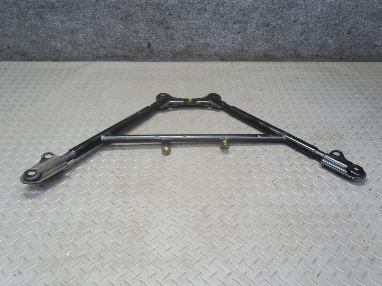 02-10 Lexus SC430 Front Suspension Lower Subframe Crossmember Brace Cradle OEM