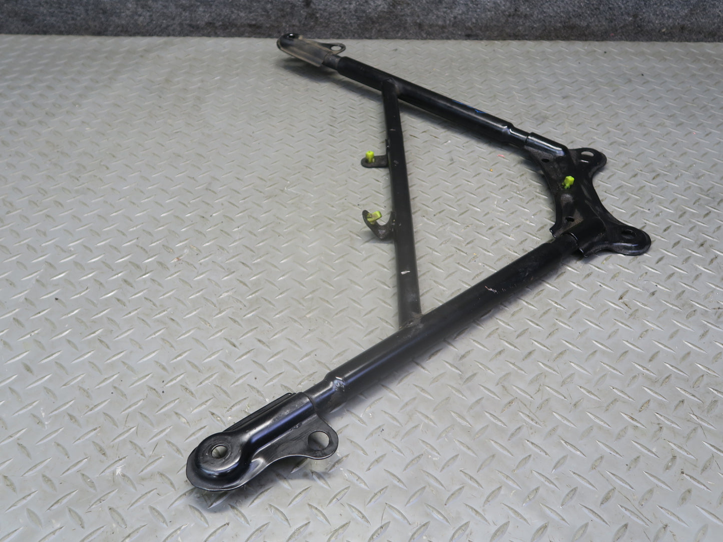 02-10 Lexus SC430 Front Suspension Lower Subframe Crossmember Brace Cradle OEM