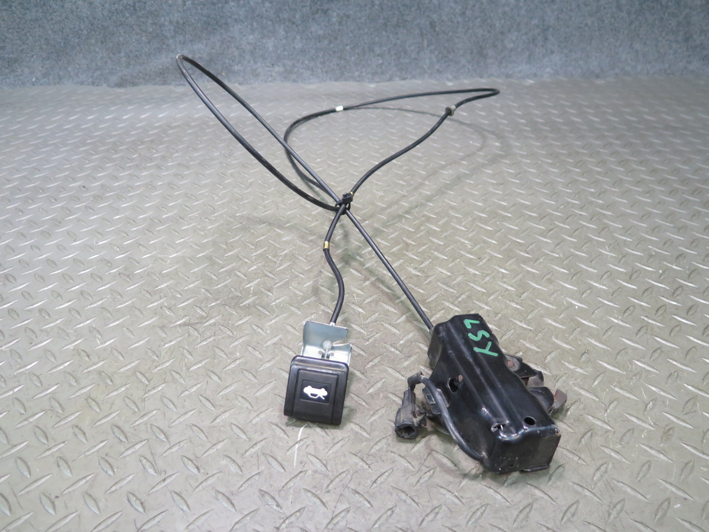 01-06 Lexus UCF30L LS430 Front Hood Lock Latch Cable Handle Set OEM