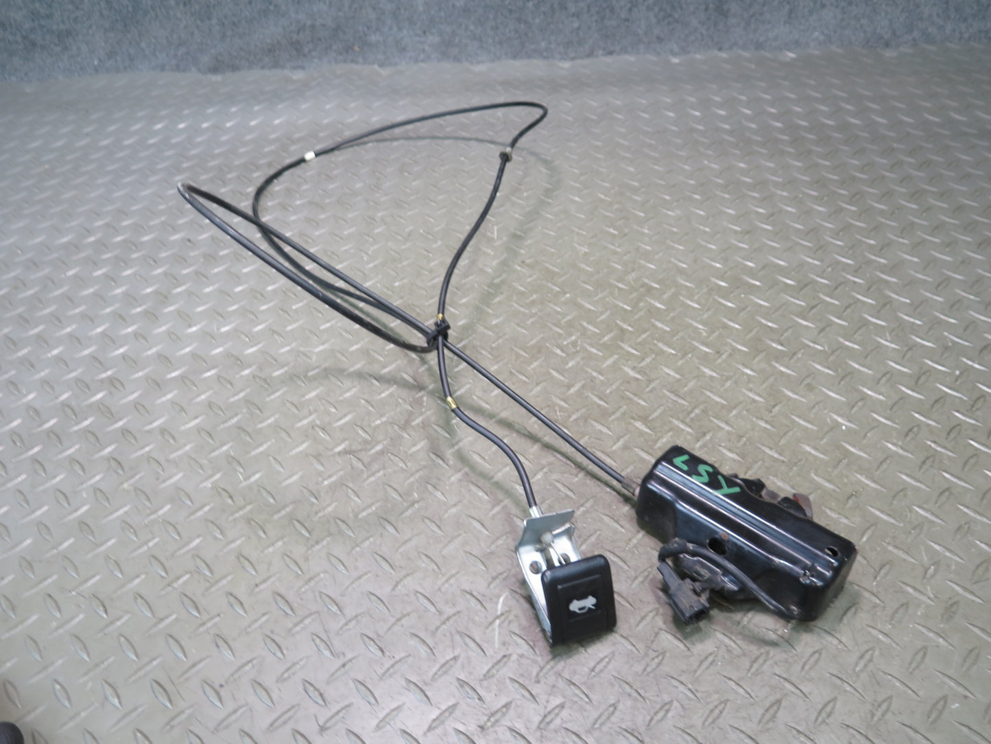 01-06 Lexus UCF30L LS430 Front Hood Lock Latch Cable Handle Set OEM