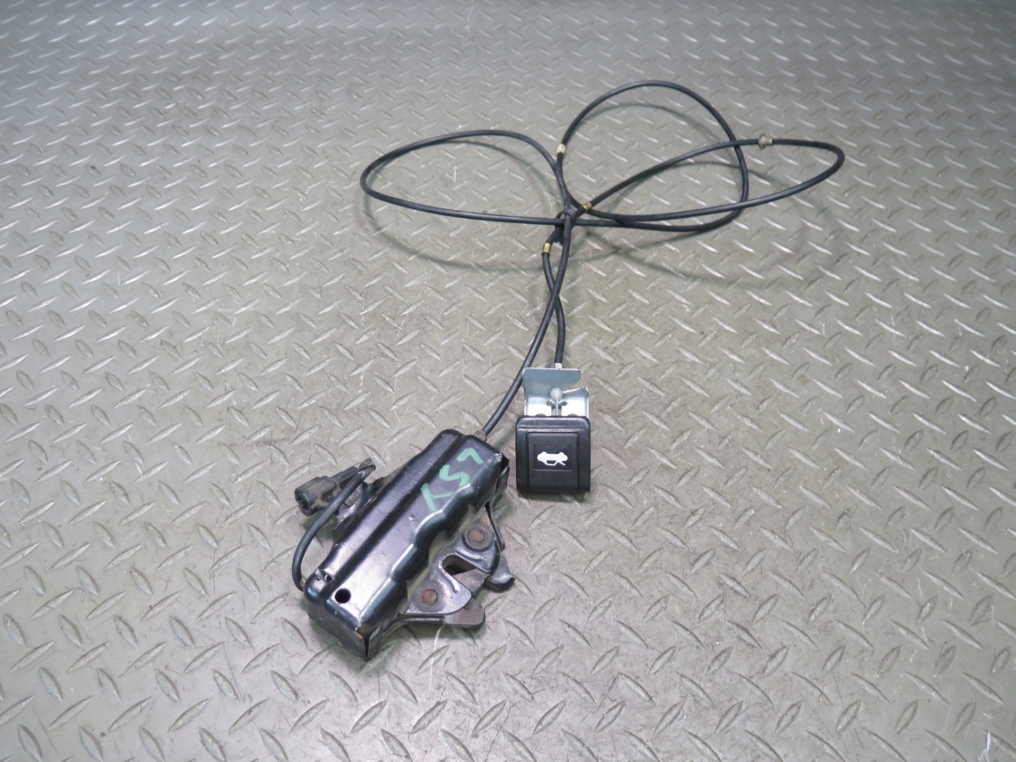 01-06 Lexus UCF30L LS430 Front Hood Lock Latch Cable Handle Set OEM