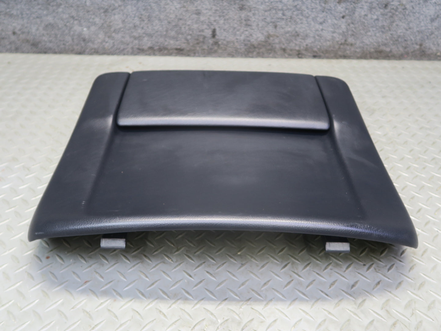 04-06 Lexus UCF30L LS430 Front Left Seat Back Trim Panel Black OEM
