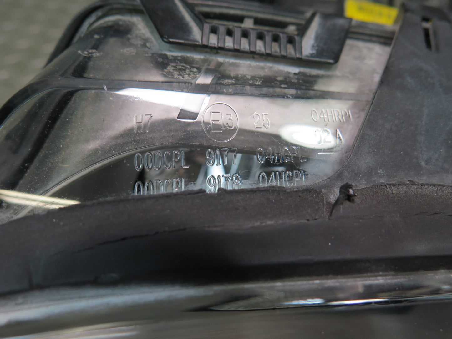 01-03 BMW E46 330ci Coupe Convert Front Left BI Xenon HID Headlight Lamp OEM