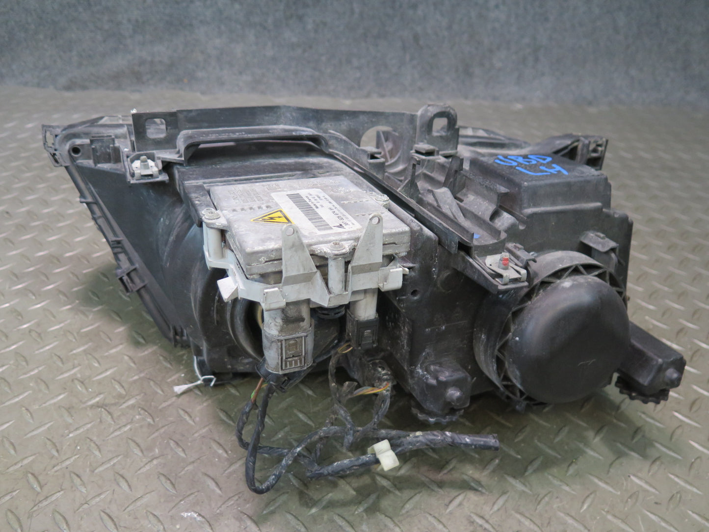 01-03 BMW E46 330ci Coupe Convert Front Left BI Xenon HID Headlight Lamp OEM