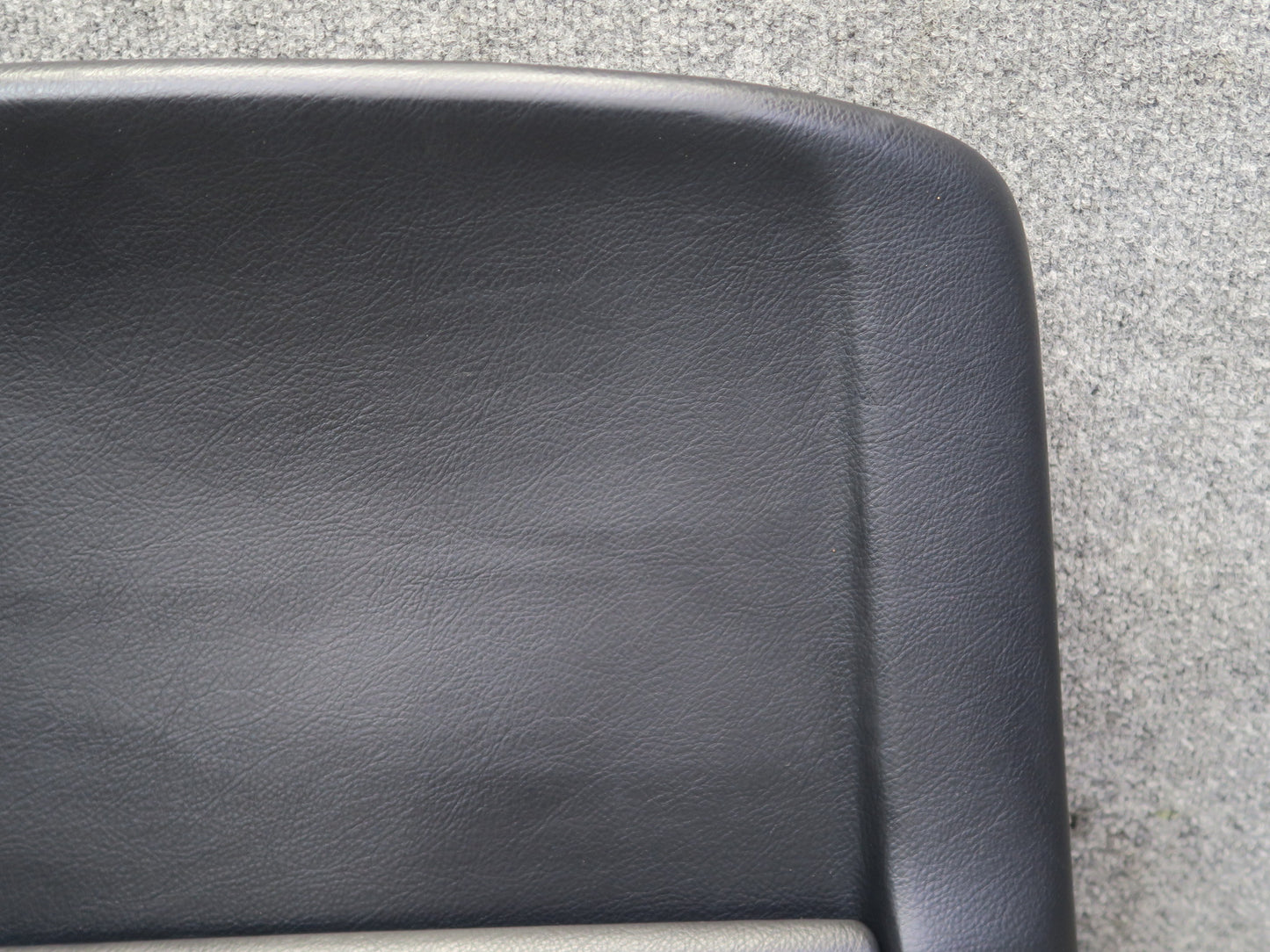 04-06 Lexus UCF30L LS430 Front Right Seat Back Trim Panel Black OEM