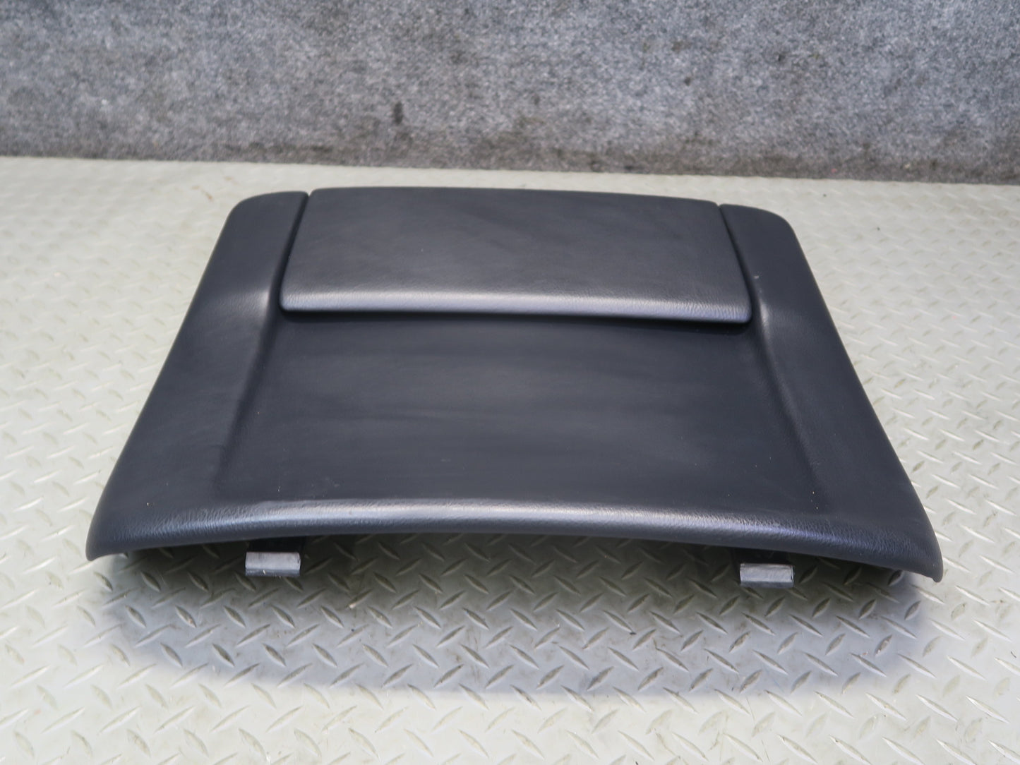 04-06 Lexus UCF30L LS430 Front Right Seat Back Trim Panel Black OEM