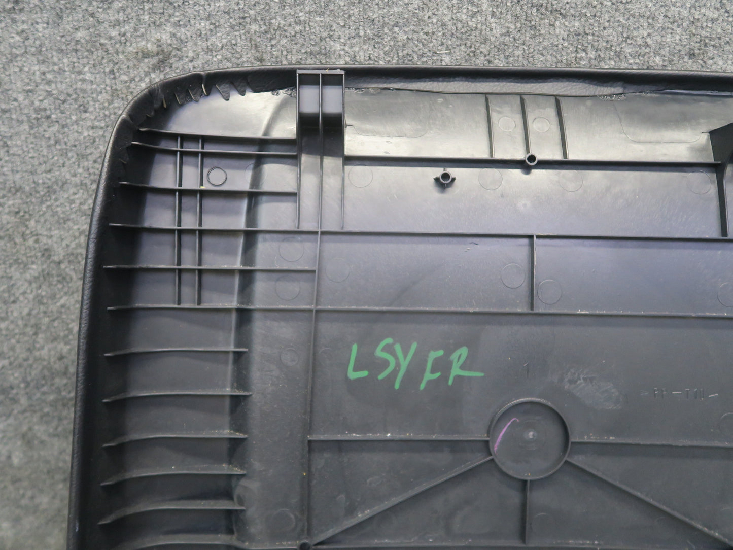 04-06 Lexus UCF30L LS430 Front Right Seat Back Trim Panel Black OEM