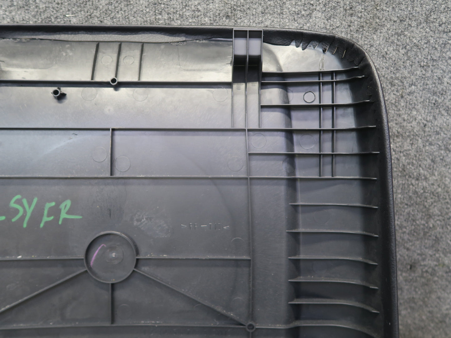 04-06 Lexus UCF30L LS430 Front Right Seat Back Trim Panel Black OEM