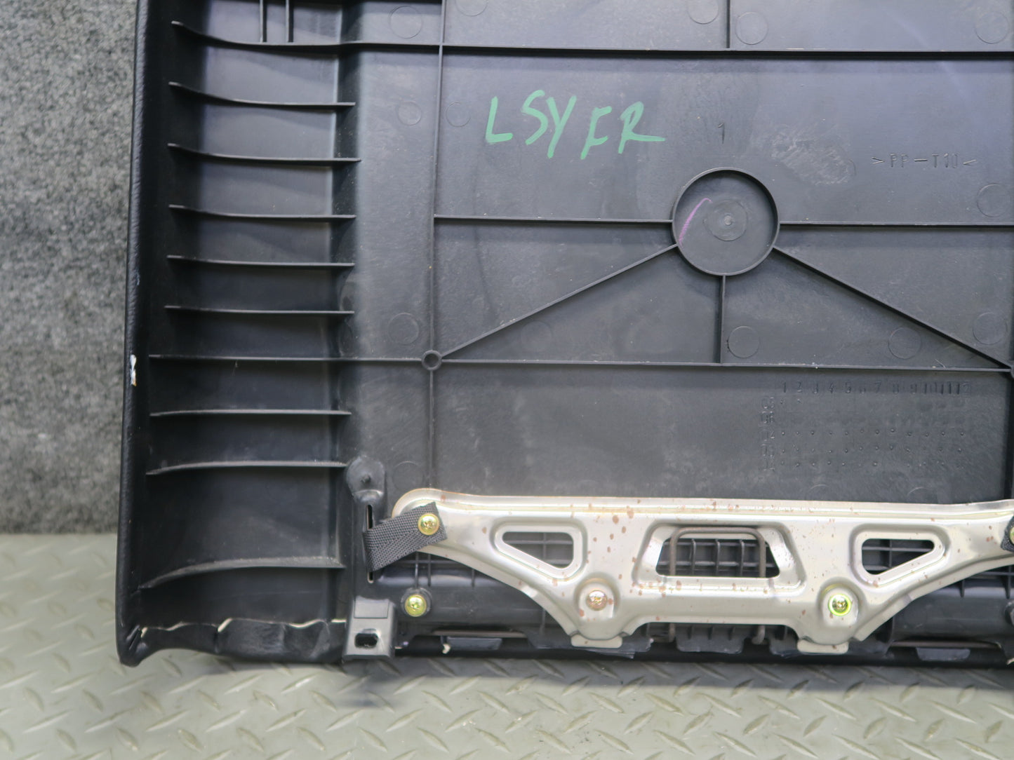 04-06 Lexus UCF30L LS430 Front Right Seat Back Trim Panel Black OEM