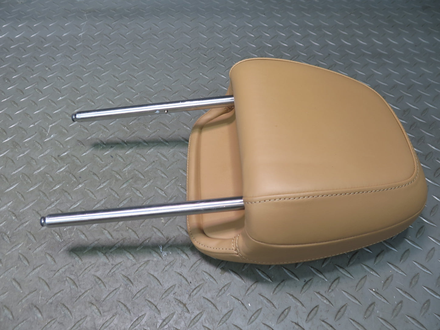 2011-2018 Porsche Cayenne 958 Front Left & Right Seat Headrest Cognac Set of 2