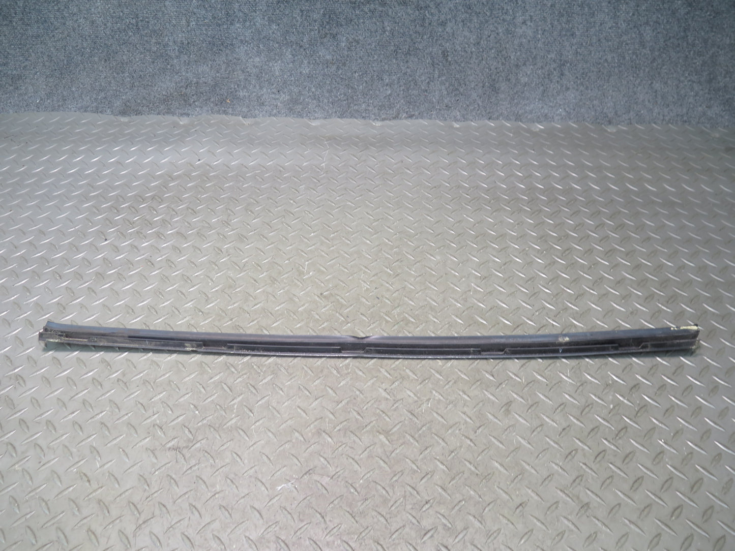 01-06 Lexus UCF30L LS430 Set of 2 Front Windshield A Pillar Trim Molding OEM