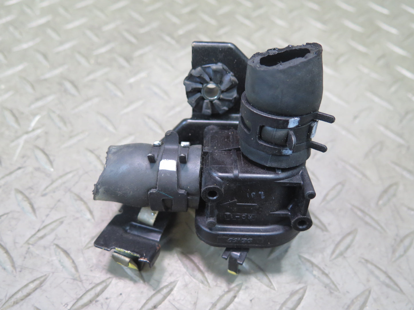 01-06 Lexus UCF30L LS430 Hvac Heater Control Water Valve OEM