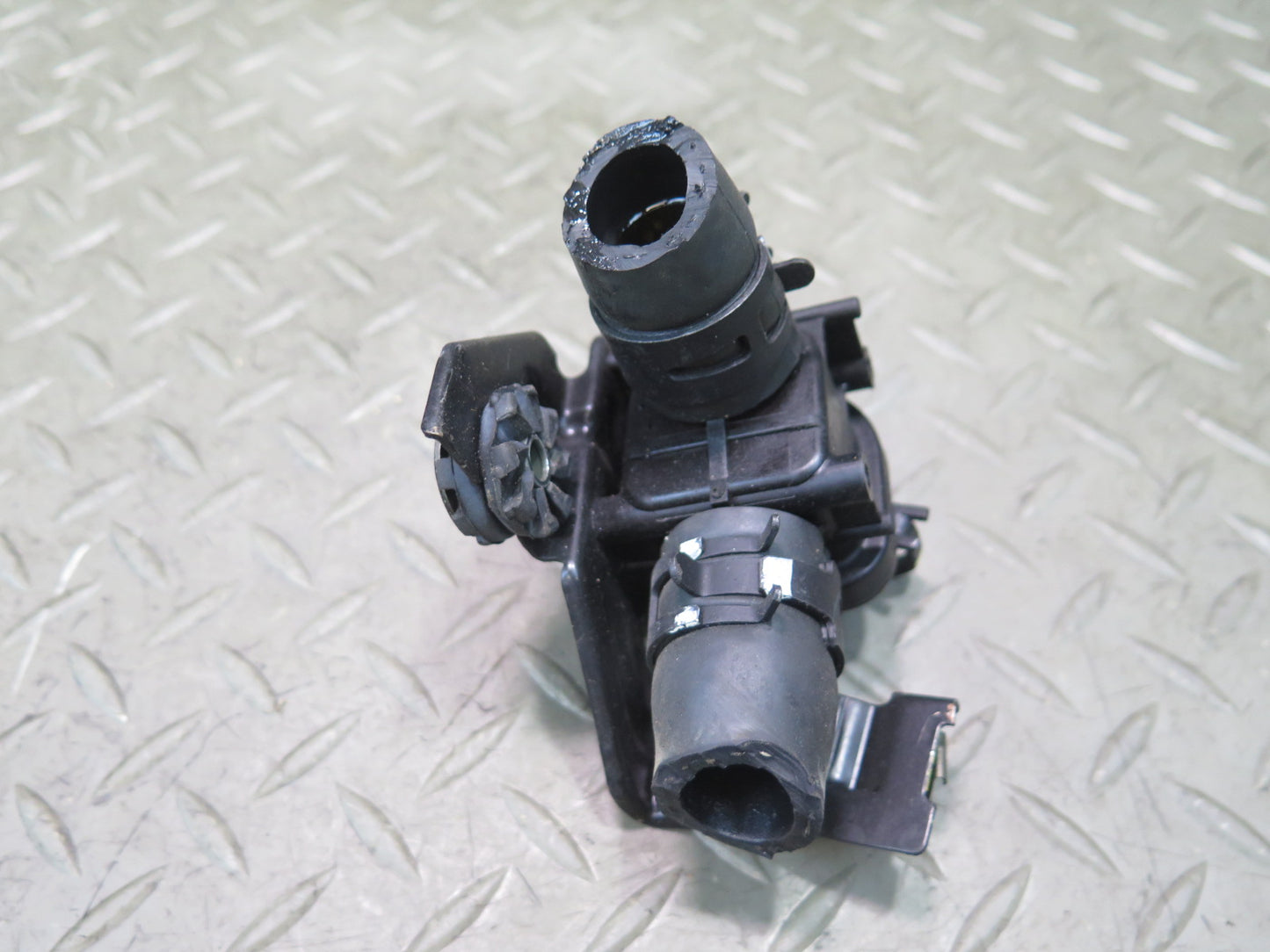 01-06 Lexus UCF30L LS430 Hvac Heater Control Water Valve OEM