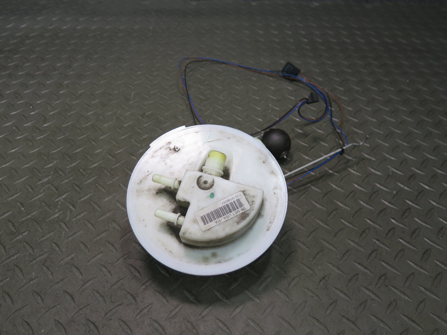 13-16 Audi RS5 4.2L V8 Fuel Pump Level Sensor Sending Unit Assembly OEM