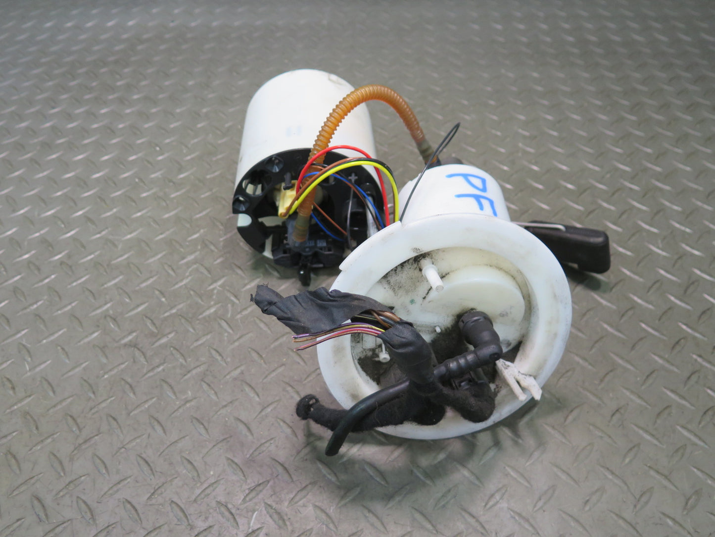 13-16 Audi RS5 4.2L V8 Fuel Pump Level Sensor Sending Unit Assembly OEM