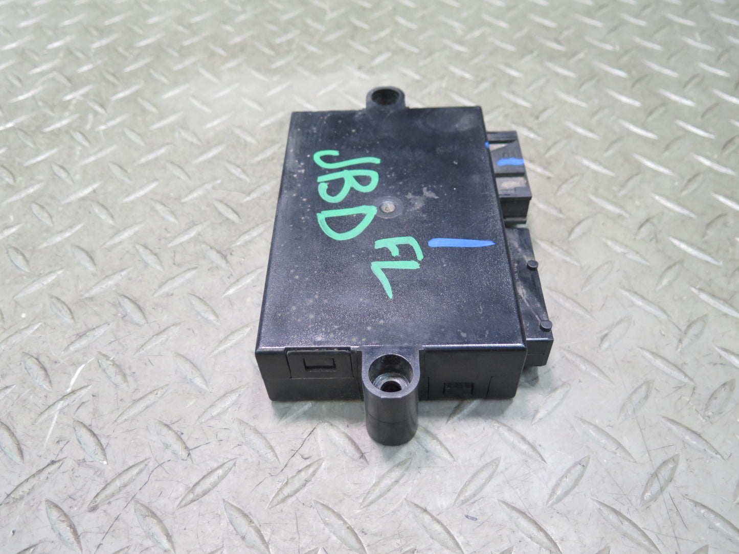 01-06 BMW E46 330ci Front Left or Right Seat Memory Control Module 7019255 OEM