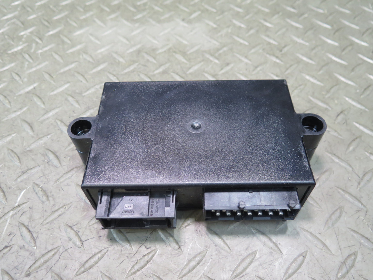 01-06 BMW E46 330ci Front Left or Right Seat Memory Control Module 7019255 OEM