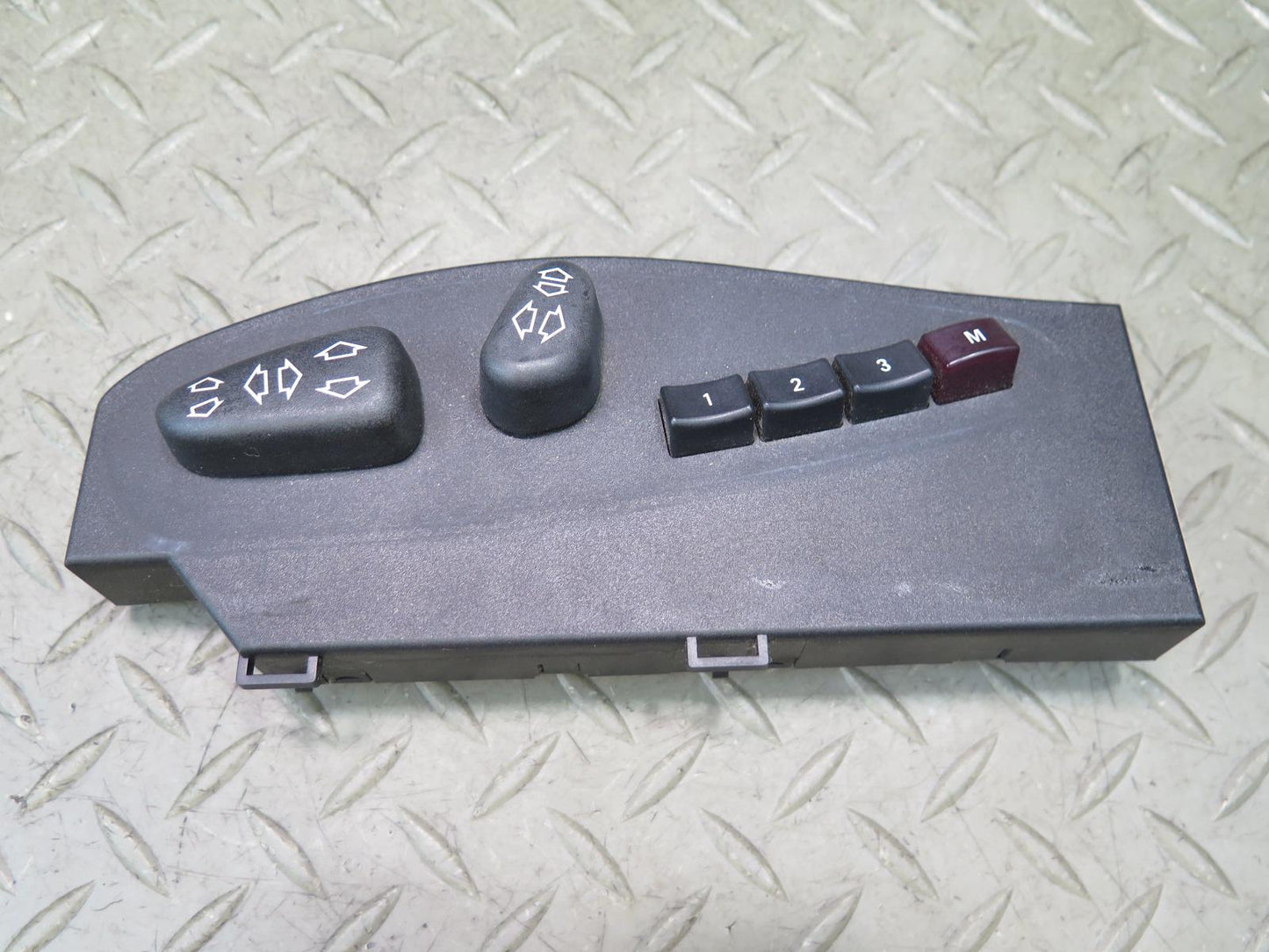 01-06 BMW E46 330ci Convertible Front Left Seat Adjustment Control Switch OEM