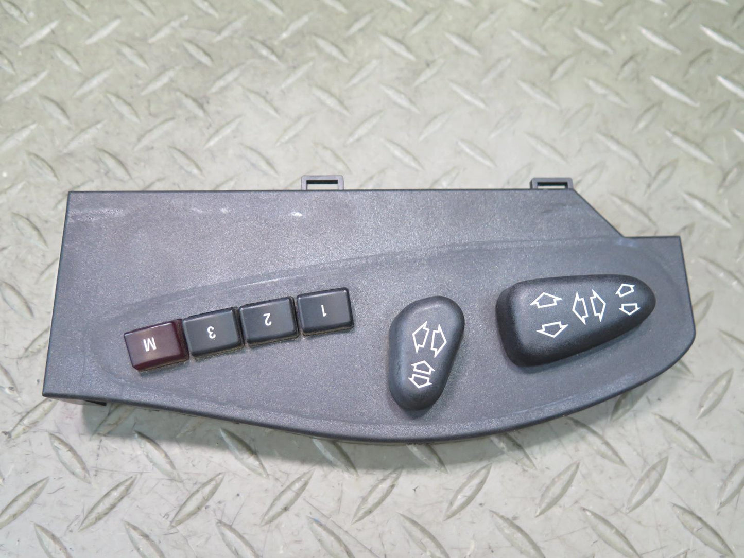 01-06 BMW E46 330ci Convertible Front Left Seat Adjustment Control Switch OEM