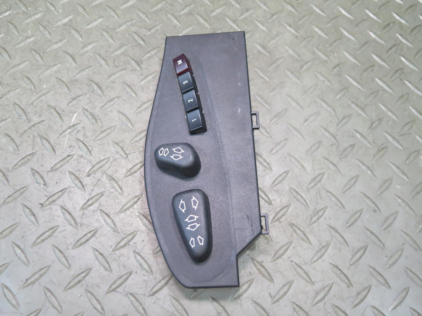 01-06 BMW E46 330ci Convertible Front Left Seat Adjustment Control Switch OEM