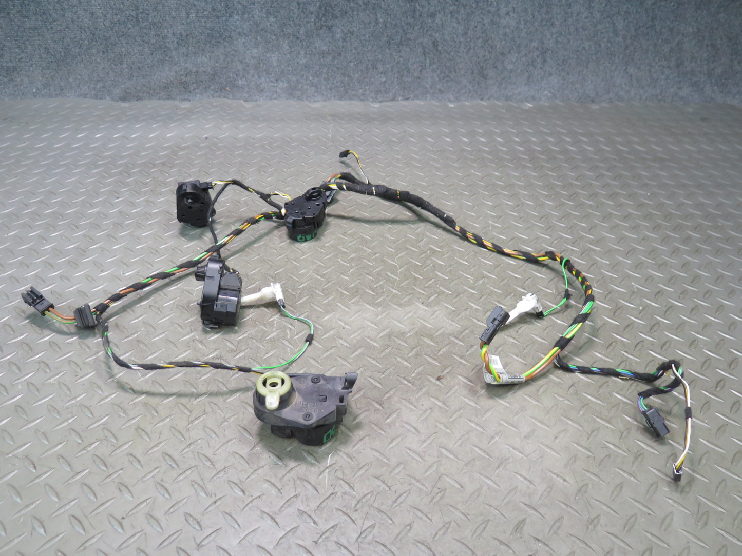 01-06 BMW E46 330ci A/C Heater Flap Door Actuator Motor Wiring Set OEM