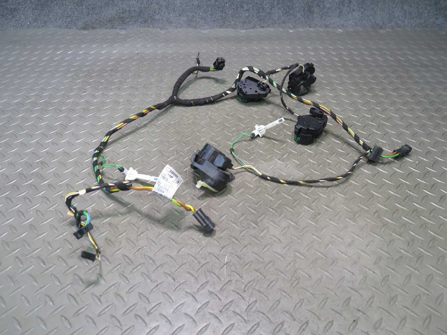 01-06 BMW E46 330ci A/C Heater Flap Door Actuator Motor Wiring Set OEM