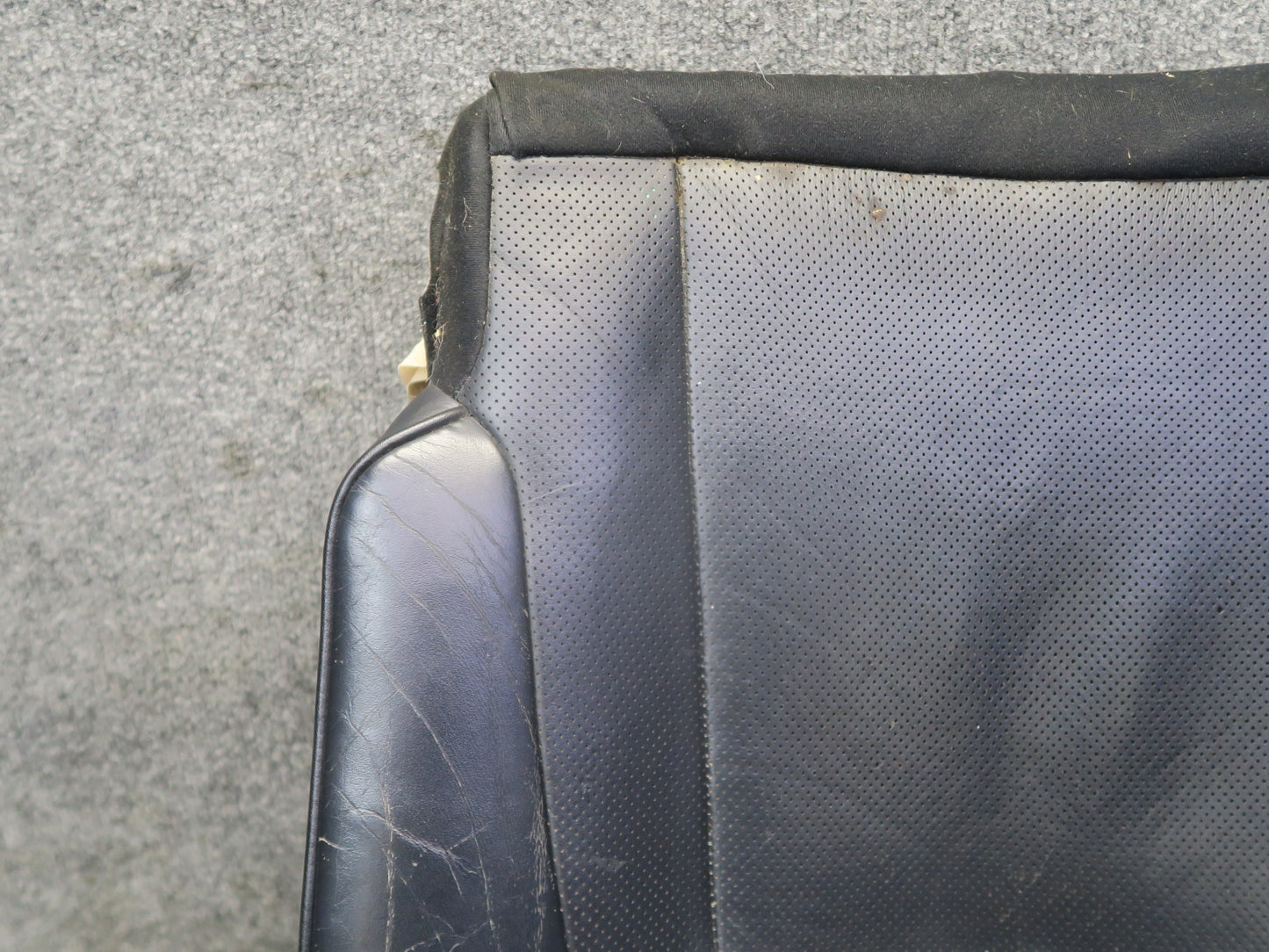 04-06 Lexus UCF30L LS430 Front Right Seat Lower Leather Cushion Black OEM