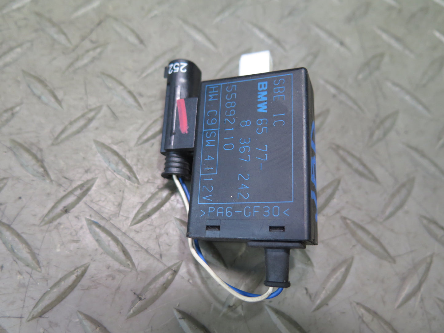 01-06 BMW E46 330ci Seat Occupancy Sensor 8367242 OEM