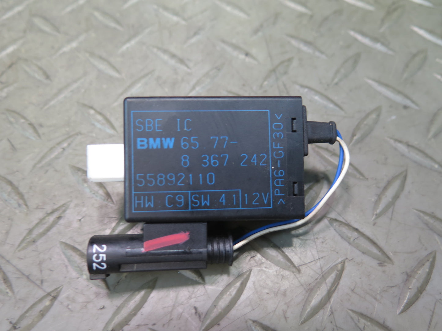 01-06 BMW E46 330ci Seat Occupancy Sensor 8367242 OEM