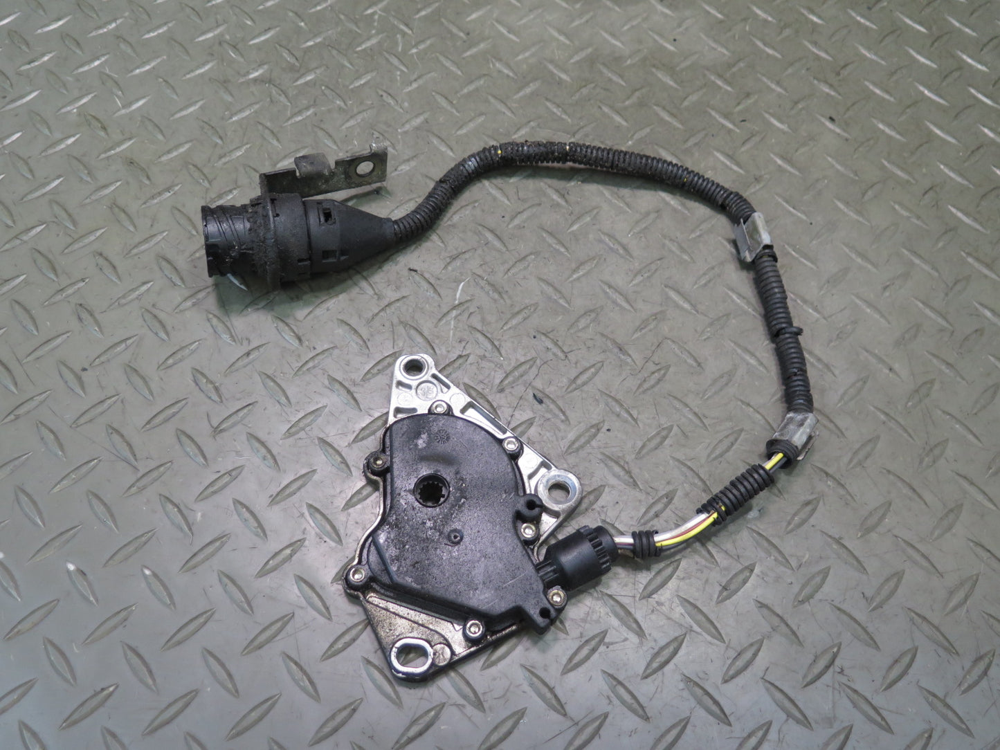 01-03 BMW E46 330ci Automatic Transmission Neutral Safety Switch OEM