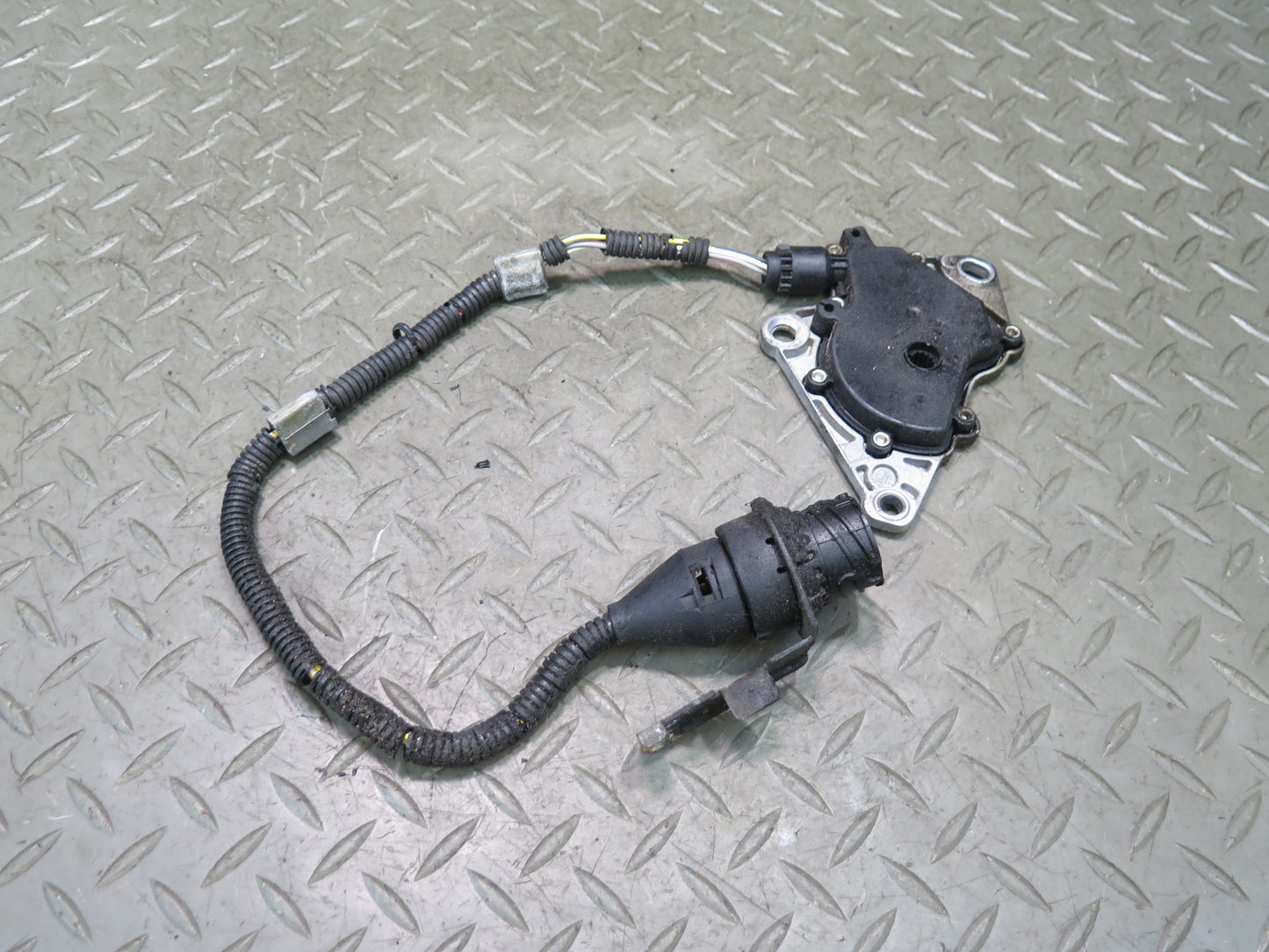 01-03 BMW E46 330ci Automatic Transmission Neutral Safety Switch OEM