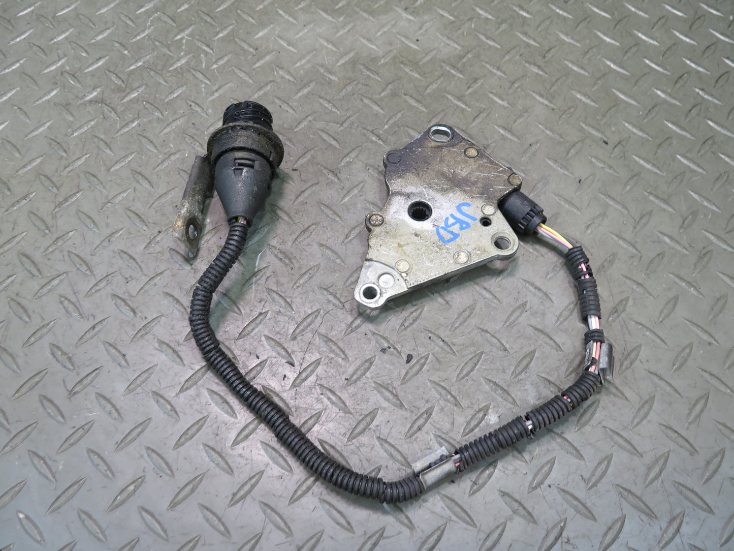 01-03 BMW E46 330ci Automatic Transmission Neutral Safety Switch OEM
