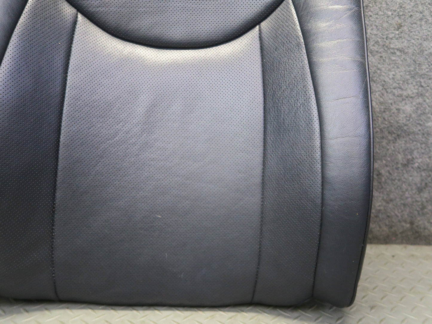 04-06 Lexus UCF30L LS430 Front Right Seat Upper Backrest Leather Cushion OEM