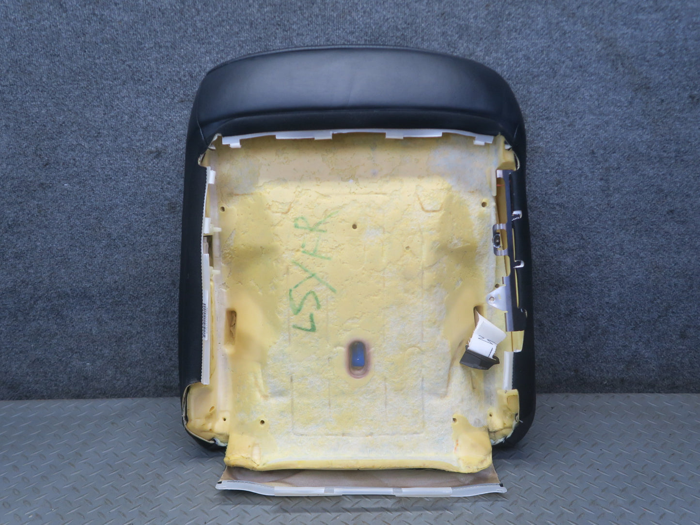 04-06 Lexus UCF30L LS430 Front Right Seat Upper Backrest Leather Cushion OEM