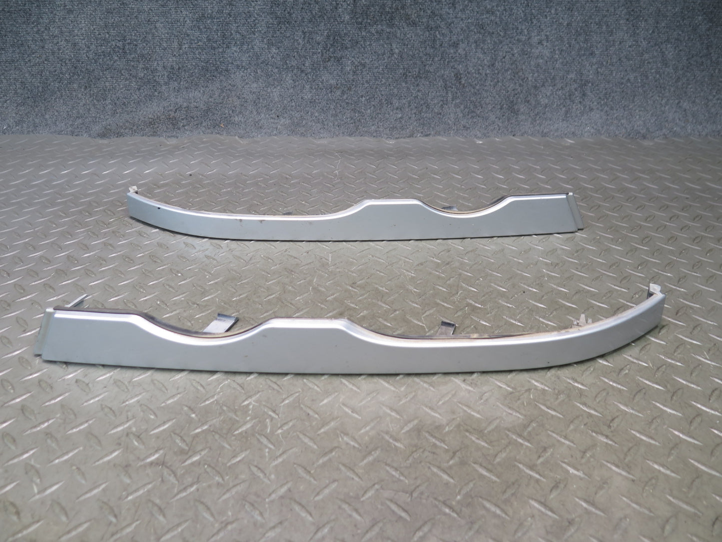 01-03 BMW E46 330ci 2DOOR Front Right & Left Headlight Lower Trim Molding OEM