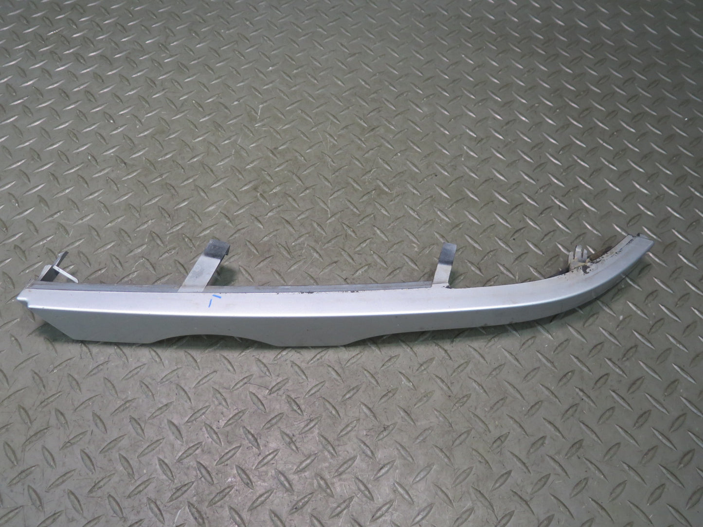 01-03 BMW E46 330ci 2DOOR Front Right & Left Headlight Lower Trim Molding OEM