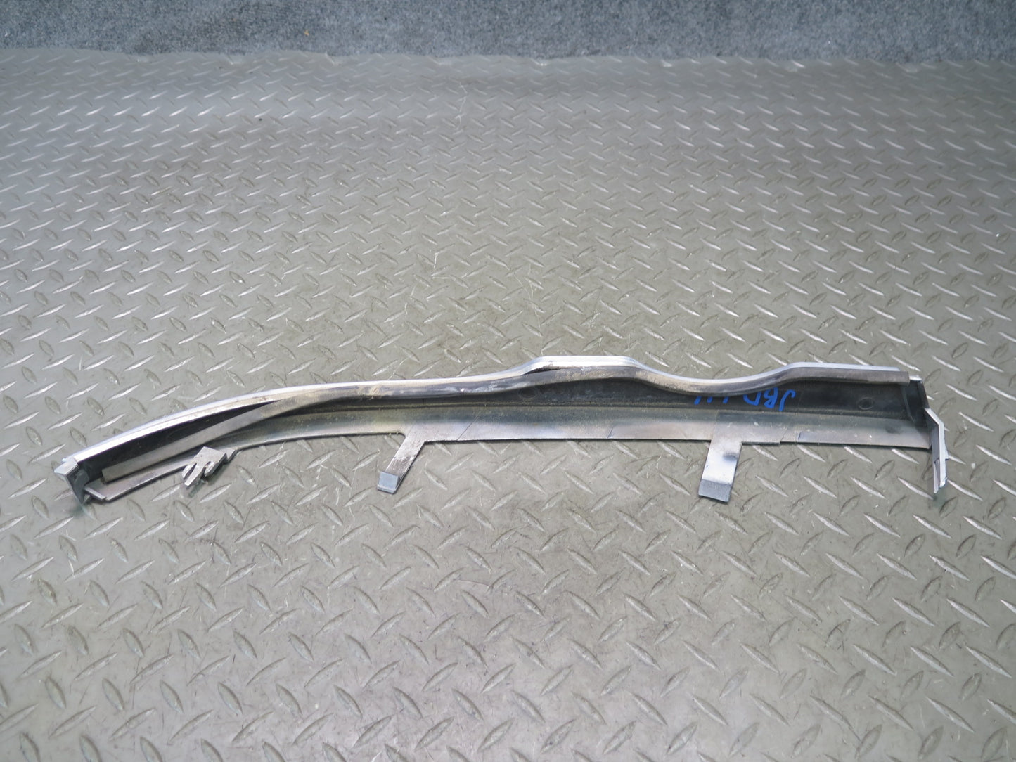 01-03 BMW E46 330ci 2DOOR Front Right & Left Headlight Lower Trim Molding OEM