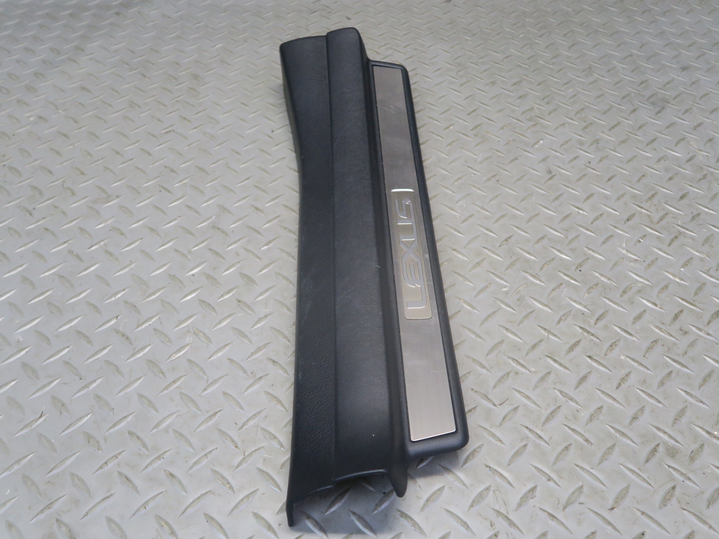01-06 Lexus UCF30L LS430 Set of 2 Front Door Scuff Sill Plate Trim Panel OEM