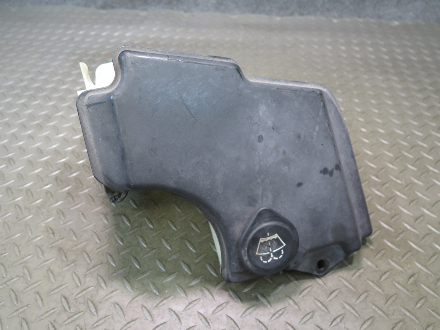 01-06 BMW E46 330CI Windshield Washer Fluid Reservoir Tank w Pump 7007970 OEM