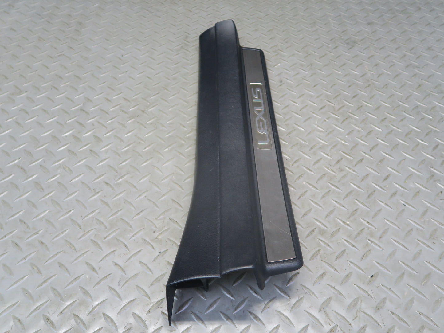 01-06 Lexus UCF30L LS430 Set of 2 Front Door Scuff Sill Plate Trim Panel OEM