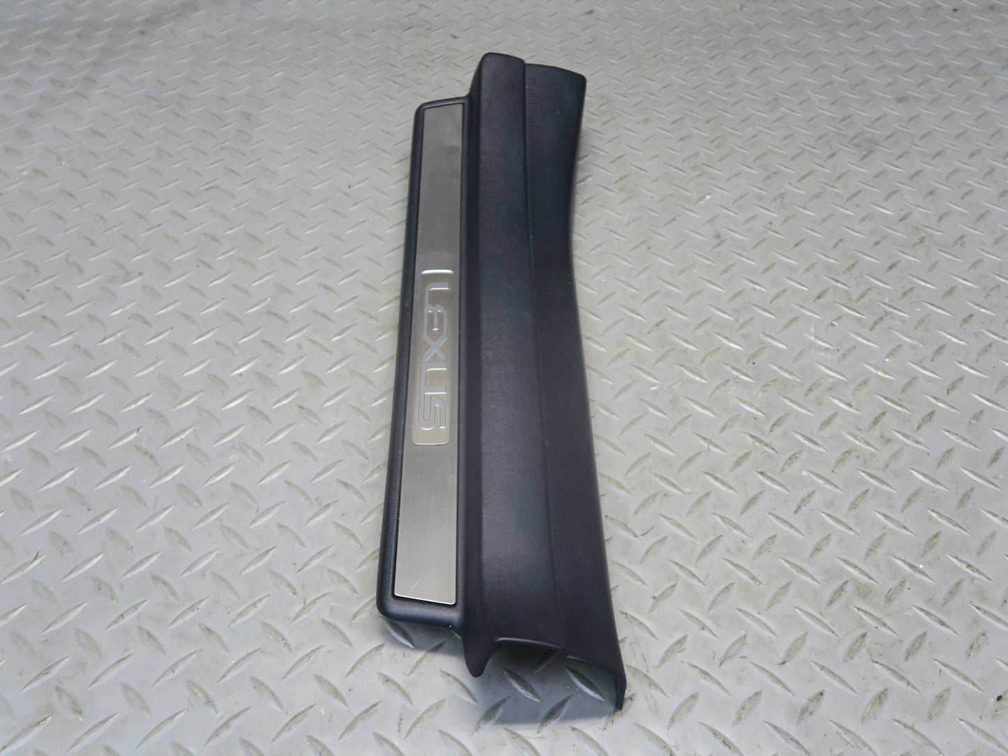 01-06 Lexus UCF30L LS430 Set of 2 Front Door Scuff Sill Plate Trim Panel OEM