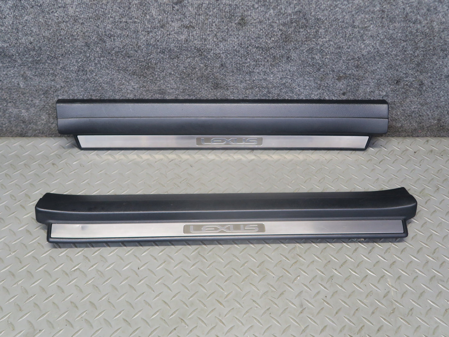 01-06 Lexus UCF30L LS430 Set of 2 Rear Door Scuff Sill Plate Trim Panel OEM