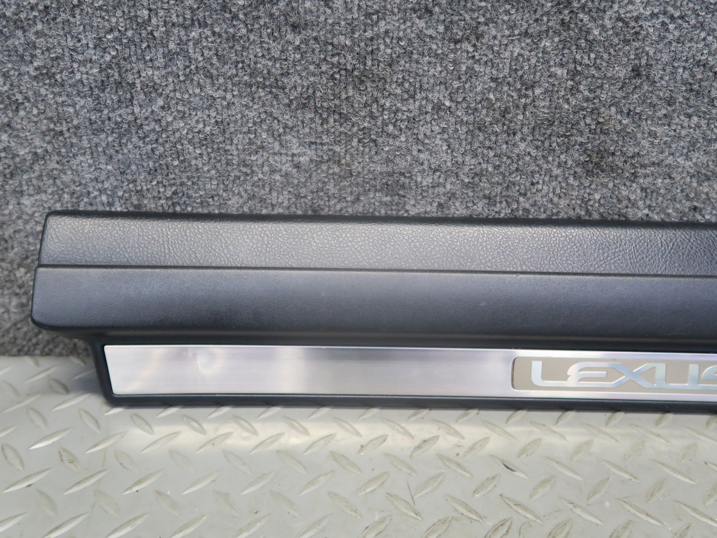01-06 Lexus UCF30L LS430 Set of 2 Rear Door Scuff Sill Plate Trim Panel OEM