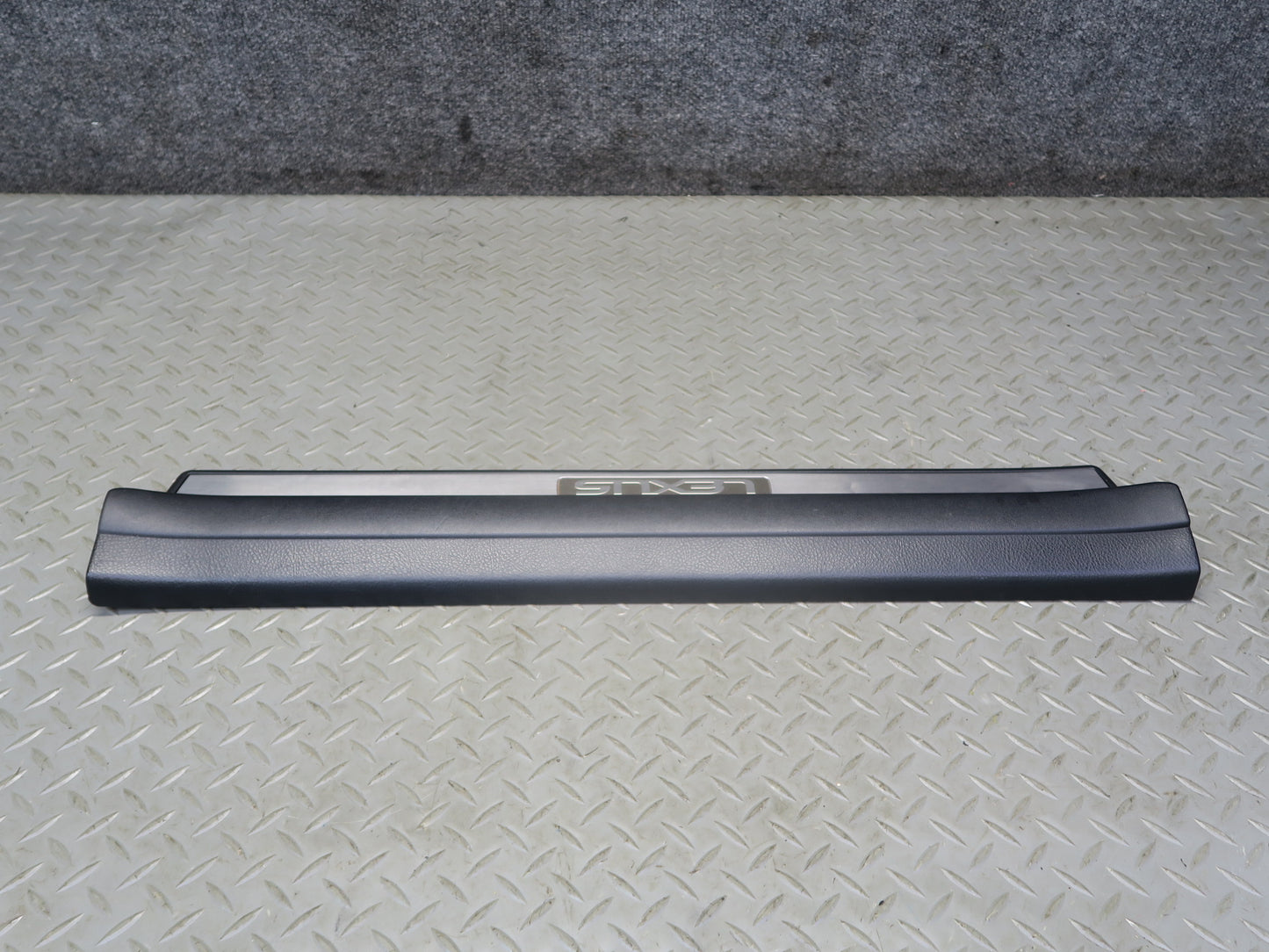 01-06 Lexus UCF30L LS430 Set of 2 Rear Door Scuff Sill Plate Trim Panel OEM