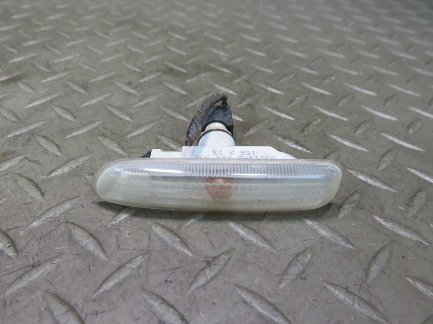 01-03 BMW E46 330CI Set of 2 Front Fender Turn Signal Marker Light Lamp OEM