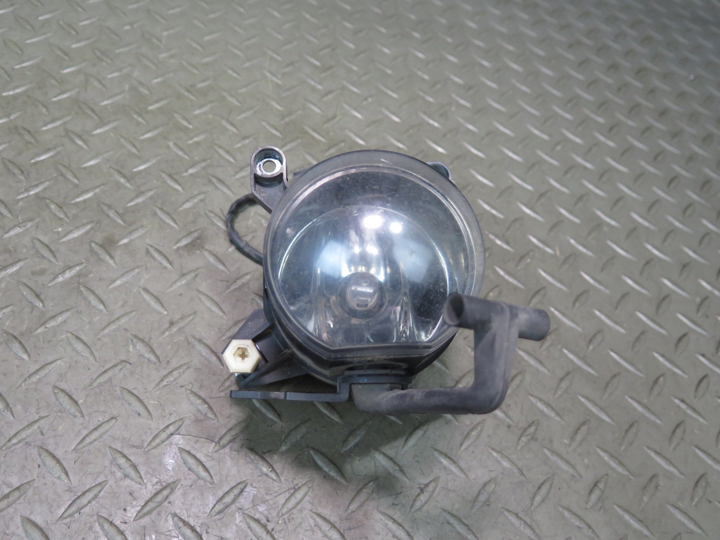 01-03 BMW E46 330ci Coupe Convertible Front Left & Right Fog Light Lamp Set OEM