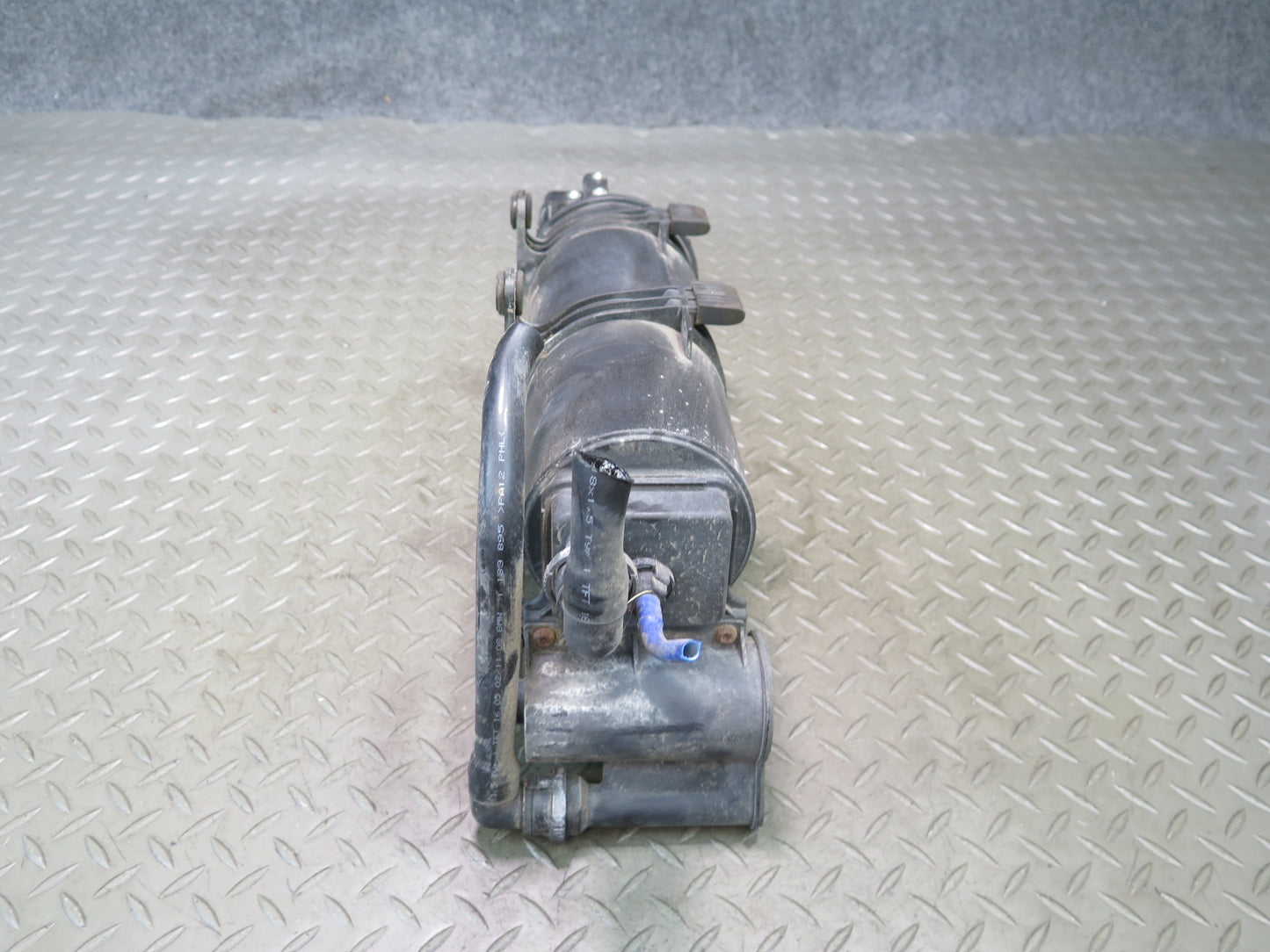 01-03 BMW E46 330ci M54 Fuel Evap Vapor Charcoal Canister w Leak Pump Assy OEM