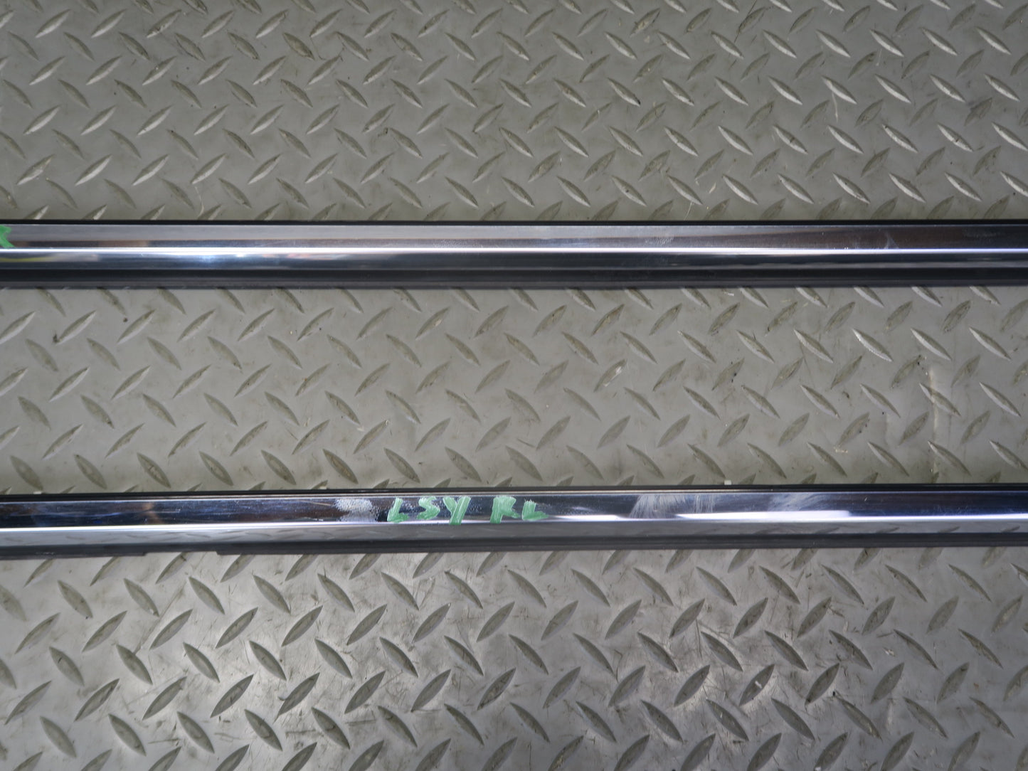 01-06 Lexus UCF30L LS430 Rear Left & Right Door Weatherstrip Molding Set OEM