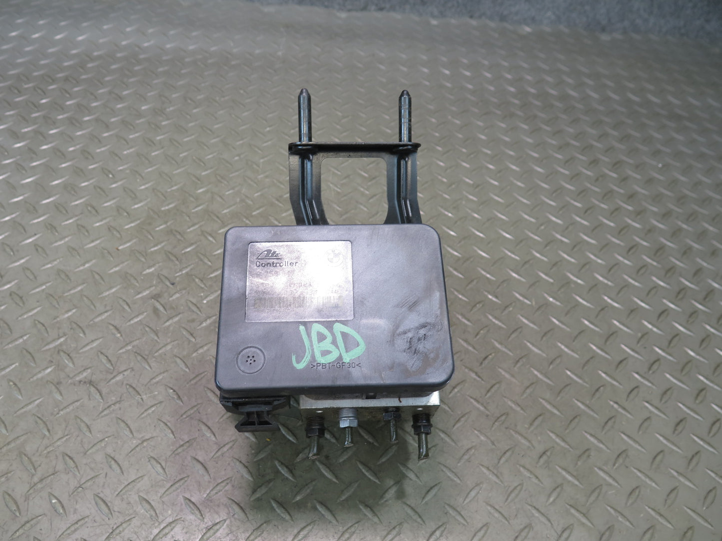 02-05 BMW E46 330ci ABS DSC Anti Lock Brake ABS Pump Module 6759047 OEM