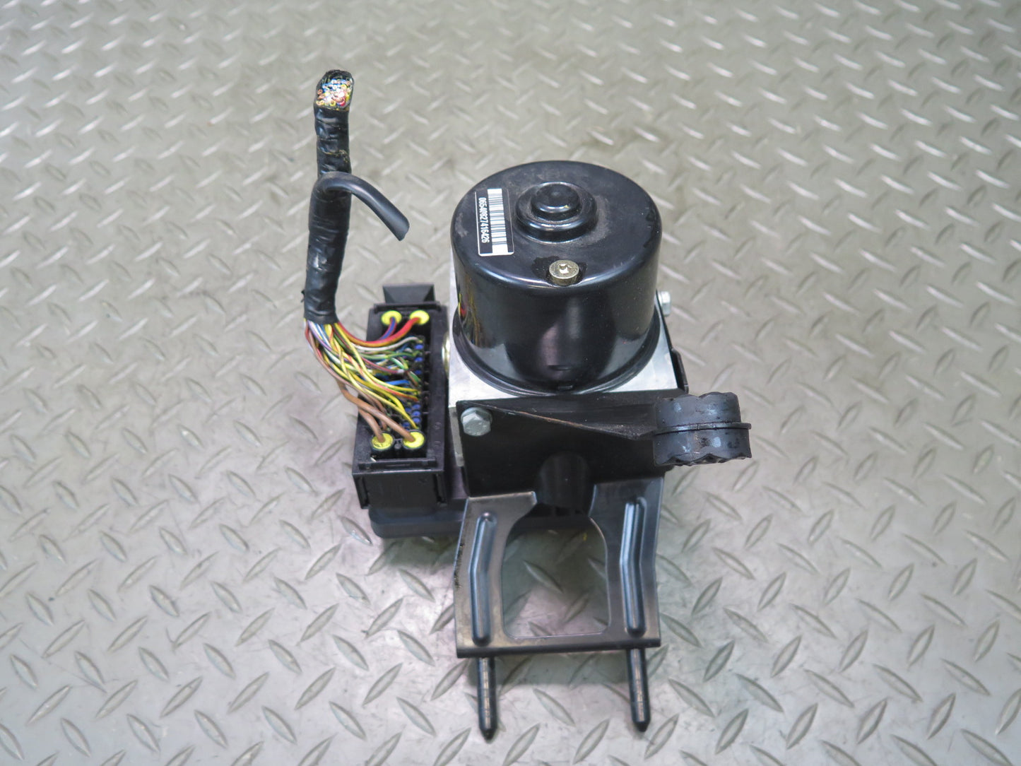 02-05 BMW E46 330ci ABS DSC Anti Lock Brake ABS Pump Module 6759047 OEM